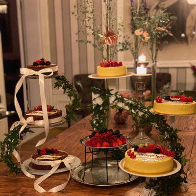 Tårtställning till bröllop, 3 våningsställning gjord i aliminium