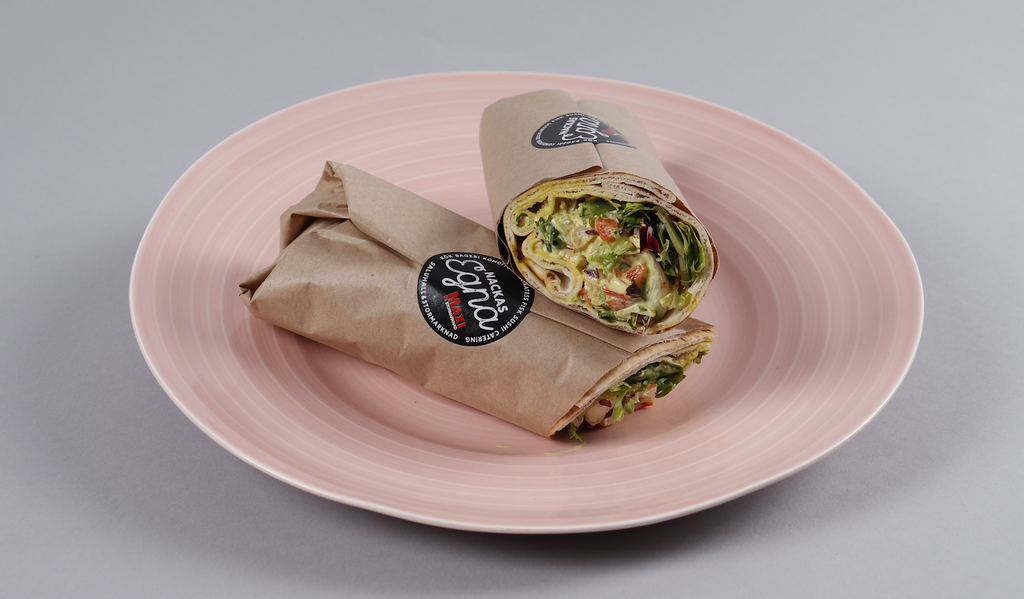 Wrap med kyckling & curry Maxi Nacka Catering